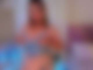 Live cam show with Kiyomi - Lingerie on Camming Site