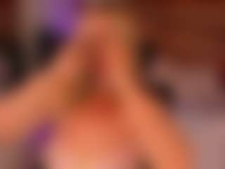Kiyomi's Live Sex Cam Show