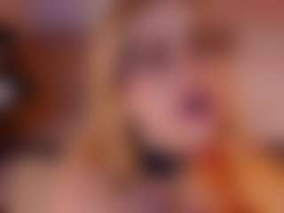 Live cam show with Kiyomi - Smoking on Hubzter Live