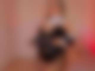 Live cam show with Kiyomi - Gamer BBW on Hubzter Live