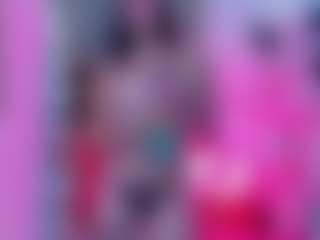little-aprill MILF webcam performer live streaming