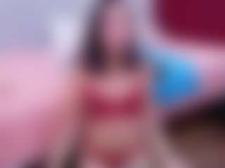 Live cam show with little-aprill - College MILF on Lustler