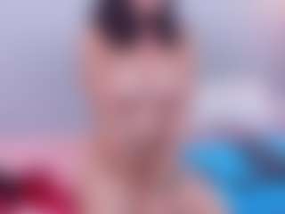 Live cam show with little-aprill - Thin on Camsoda