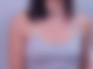 Live cam show with little-aprill - Fingering MILF on Mixed Magazine Live