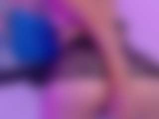 Live cam show with little-aprill - Petite MILF on TeamSkeetLive