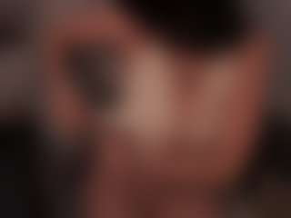 Live cam show with Luna - Normal on Strip Flash - Live Sex Shows