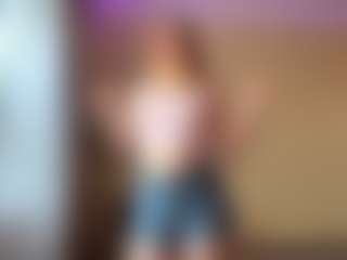Live cam show with SallieBollacker - Lightskin on Sex Cam Show