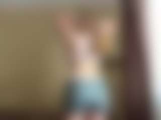 Live cam show with SallieBollacker - Body Massage on Dolls Live