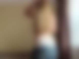 Live cam show with SallieBollacker - Cute on Fling VIP Chat
