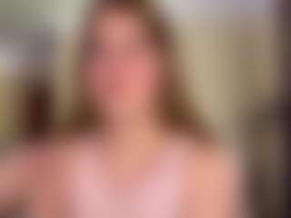 Live cam show with SallieBollacker - Sweet on Milfs Live