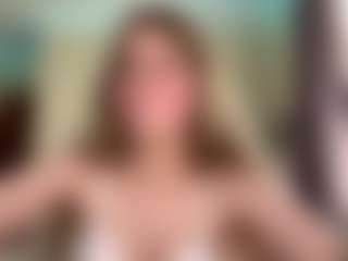 Live cam show with SallieBollacker - Queen on Streamer API