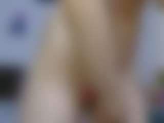 FuckMeMessy's Live Sex Cam Show