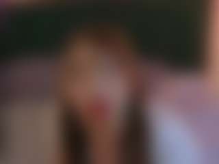 Live cam show with Marry-Colinn - Public Brown Hair on SpunkLive
