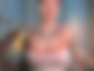 Live cam show with honeymoann - Sexmachine on studioflirtlive.com