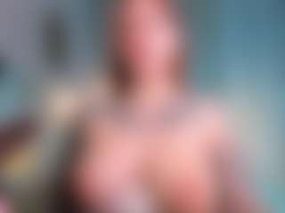 Live cam show with honeymoann - Green Eyes on CamwithHer