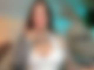 Live cam show with honeymoann - Drinking on justonemore.cc
