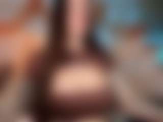 Live cam show with honeymoann - Big Tits Brown Hair on Gym Cam Girls
