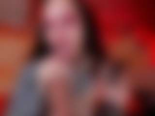 Live cam show with honeymoann - Green Eyes on StripNow