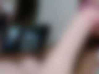 Live cam show with Karoolyna - Morena on Uber Horny