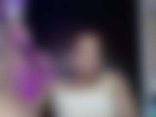 Live cam show with Karoolyna - Ride on Fling VIP Chat