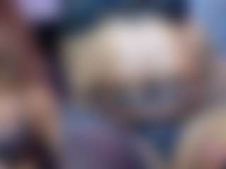 Live cam show with Karoolyna - Morena on milfzrlive.com