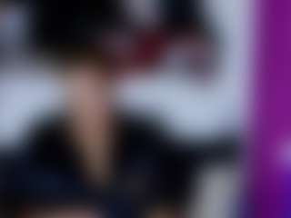 Live cam show with Karoolyna - Legs on liverealitysex.com