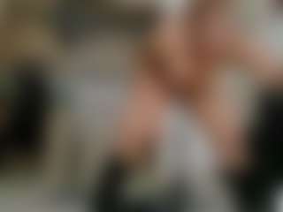 Live cam show with Karoolyna - Morena on Camsoda