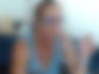 Live cam show with LadyHellene - Fingers on Hubzter Live