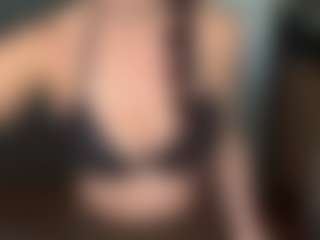 The-MonaLisa MILF webcam performer live streaming