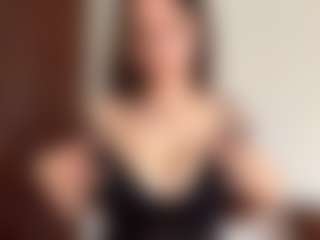 Live cam show with Lilly - Joi on mypornchat.com