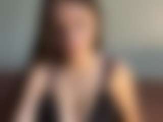 Live cam show with Lilly - Shower on Camsoda