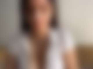 Live cam show with Lilly - Shower on Camming Site