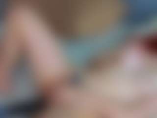 Live cam show with Anora - Tattoos on Free Soda