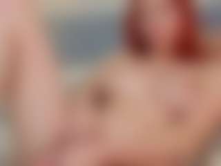 Live cam show with Anora - Green Eyes on Porn Luv
