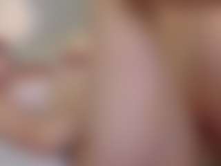 Live cam show with Anora - Green Eyes on Big Tits