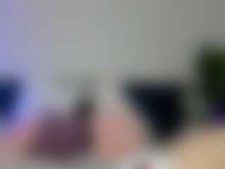 MiraStarlet's Live Sex Cam Show