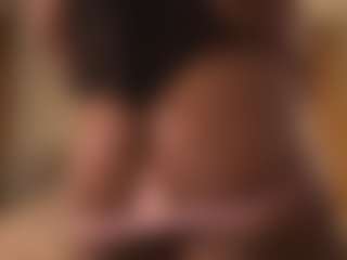 mulatalove's Live Sex Cam Show