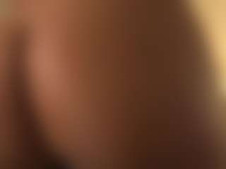 mulatalove's Live Sex Cam Show