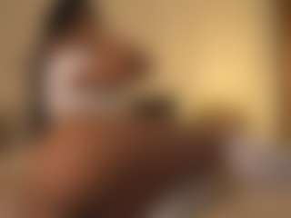 mulatalove's Live Sex Cam Show