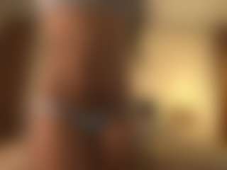 mulatalove's Live Sex Cam Show
