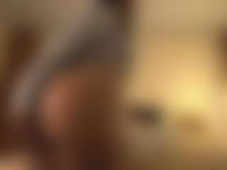 mulatalove's Live Sex Cam Show
