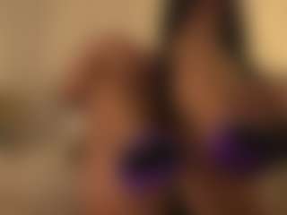mulatalove's Live Sex Cam Show