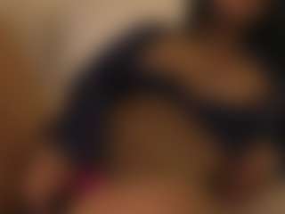 mulatalove's Live Sex Cam Show