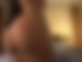 Live cam show with mulatalove - Ebony Blowjob on Gym Cam Girls