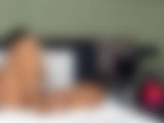Ellasweety0's Live Sex Cam Show
