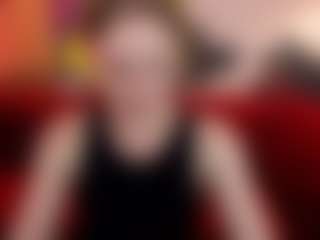 Live cam show with MaribelRiverr - Vr on Milfs Live