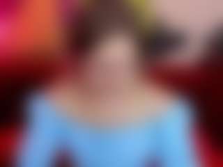 MaribelRiverr MILF webcam performer live streaming