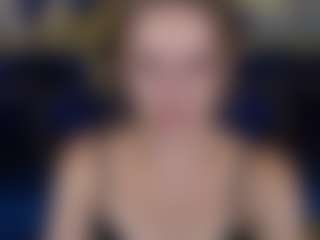MaribelRiverr MILF webcam performer live streaming