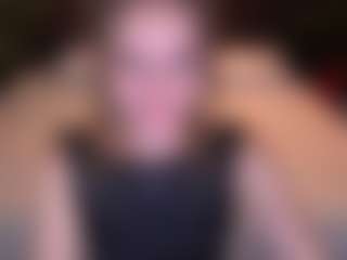 Live cam show with MaribelRiverr - Vr on Stripli.com