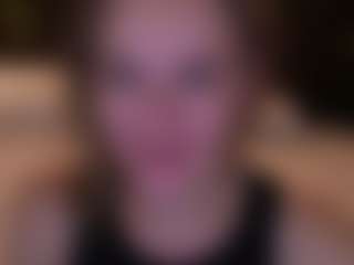 MaribelRiverr's Live Sex Cam Show